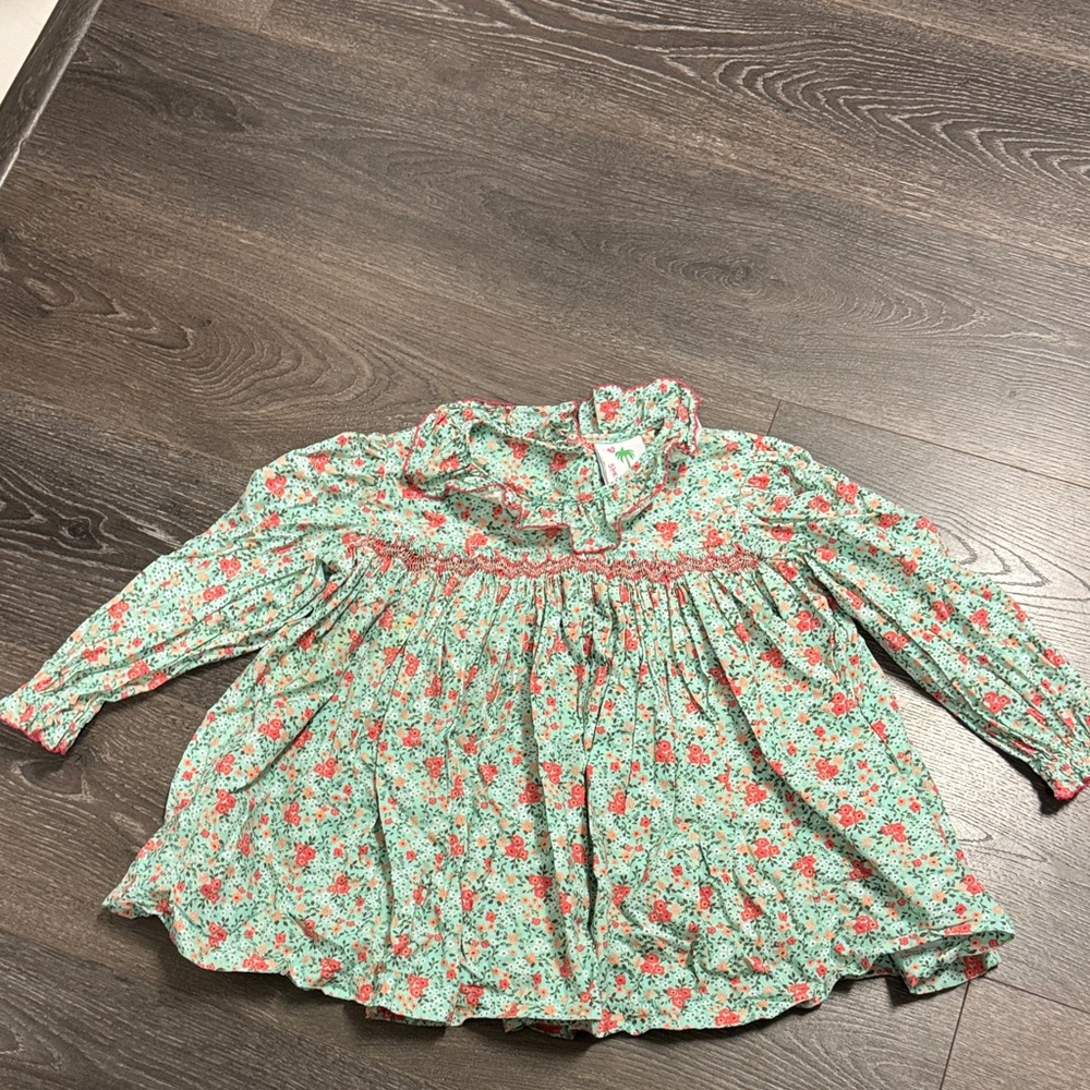 Stitchy fish smocked top